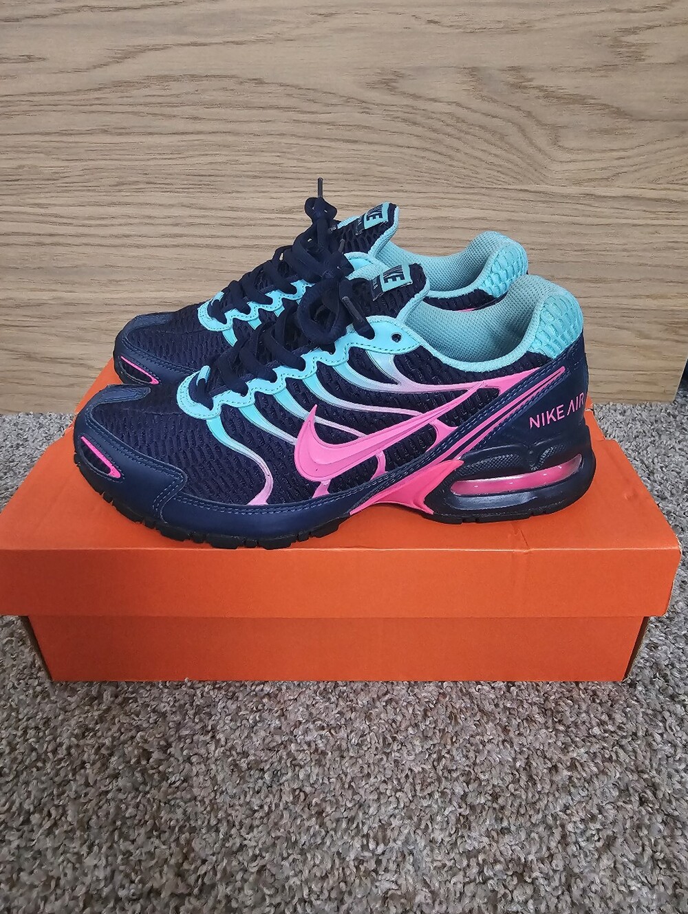 **SOLD**NIKE AIR MAX**SOLD**